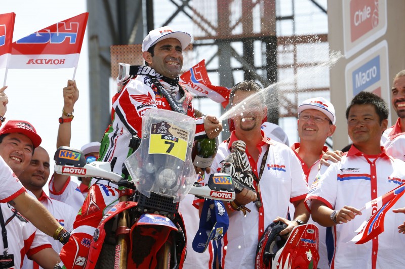 El equipo Honda HRC hace un positivo balance de su participación en el Dakar 2015