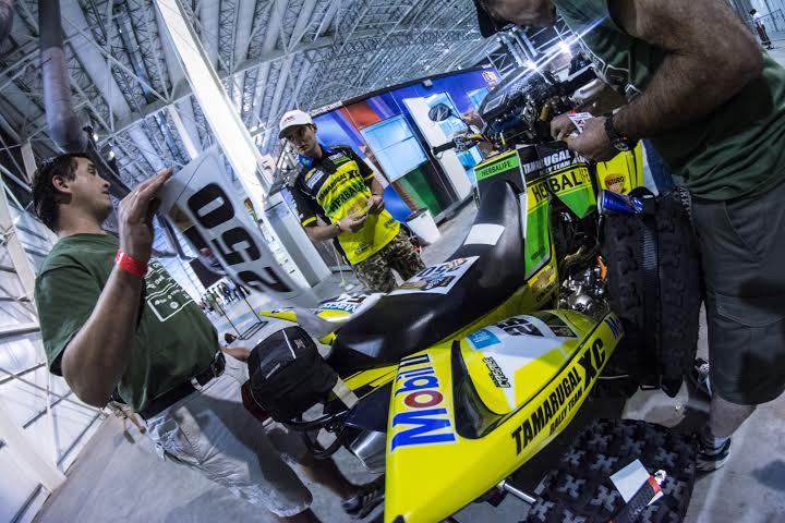 La Yamaha Raptor 700 de Ignacio Casale supera la revisión técnica del Dakar 2015