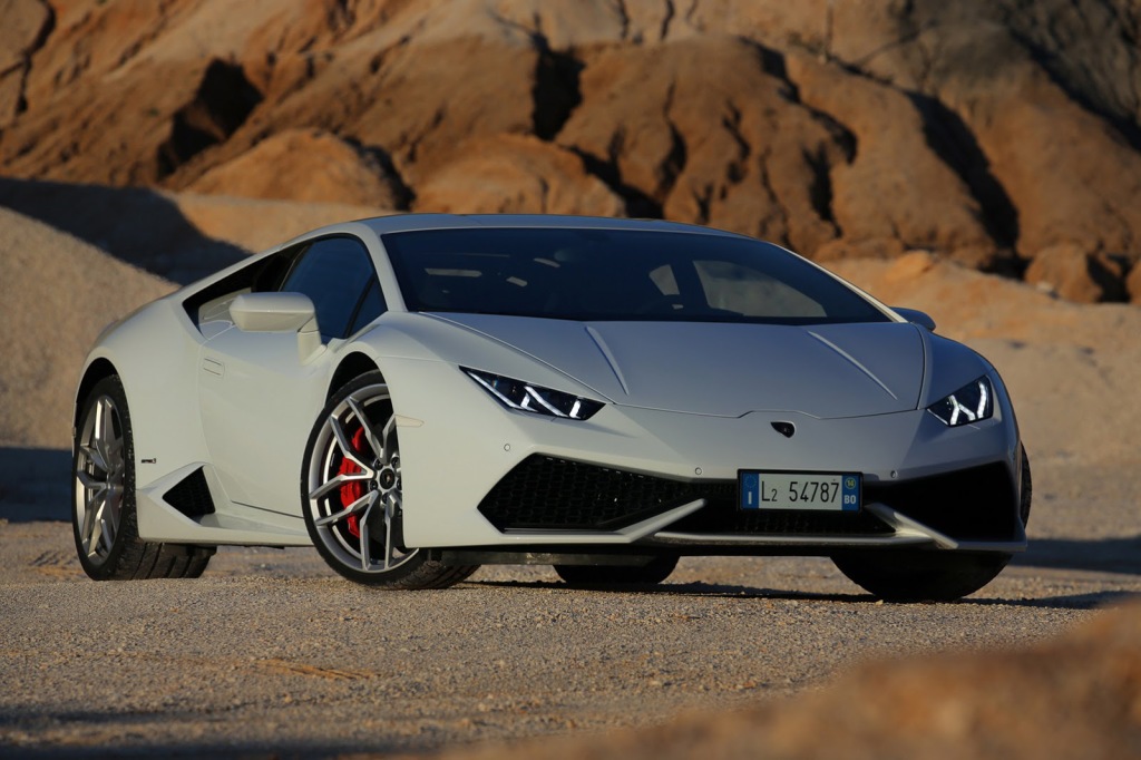 El secreto peor guardado, Lamborghini y Bentley se aproximan a Chile