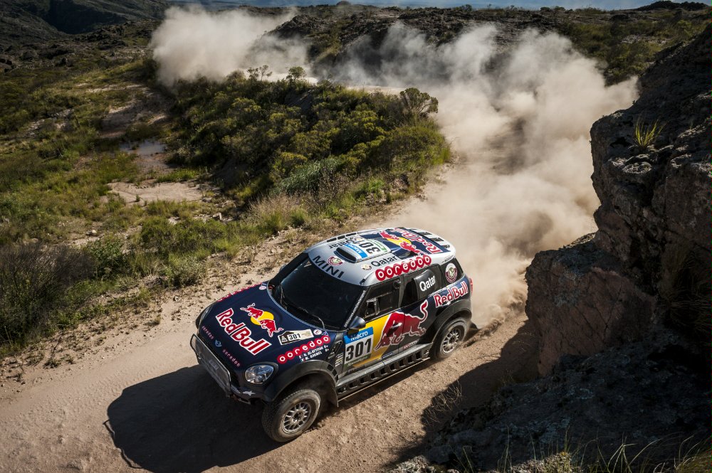 Nasser Al-Attiyah cobra revancha y domina la etapa 2 del Dakar 2015