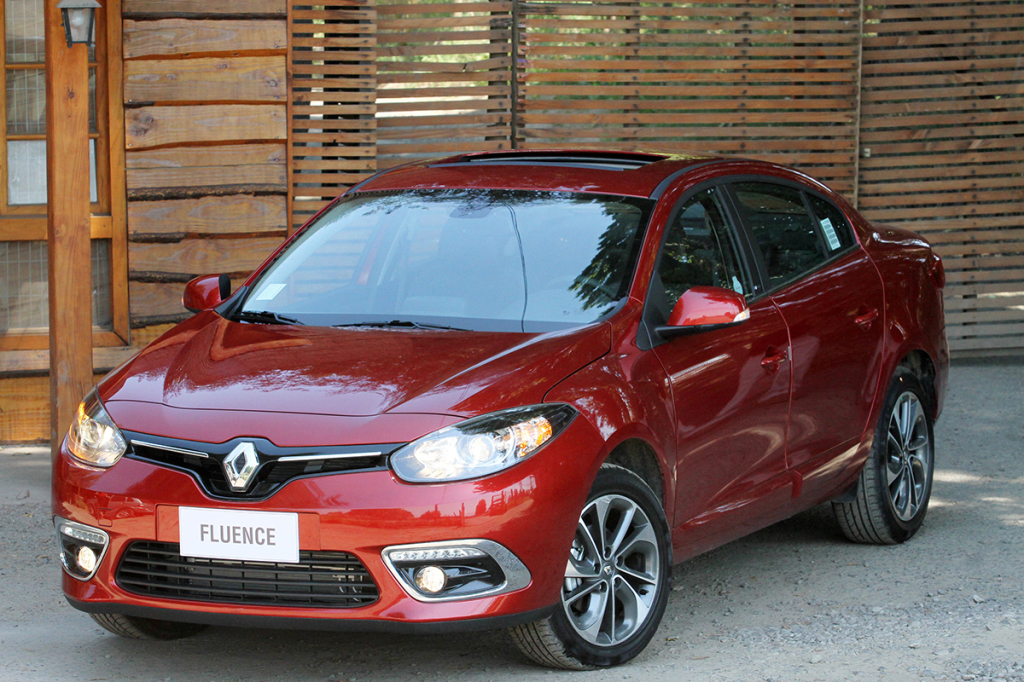 Renault Fluence, la renovación del sedán de la casa del rombo