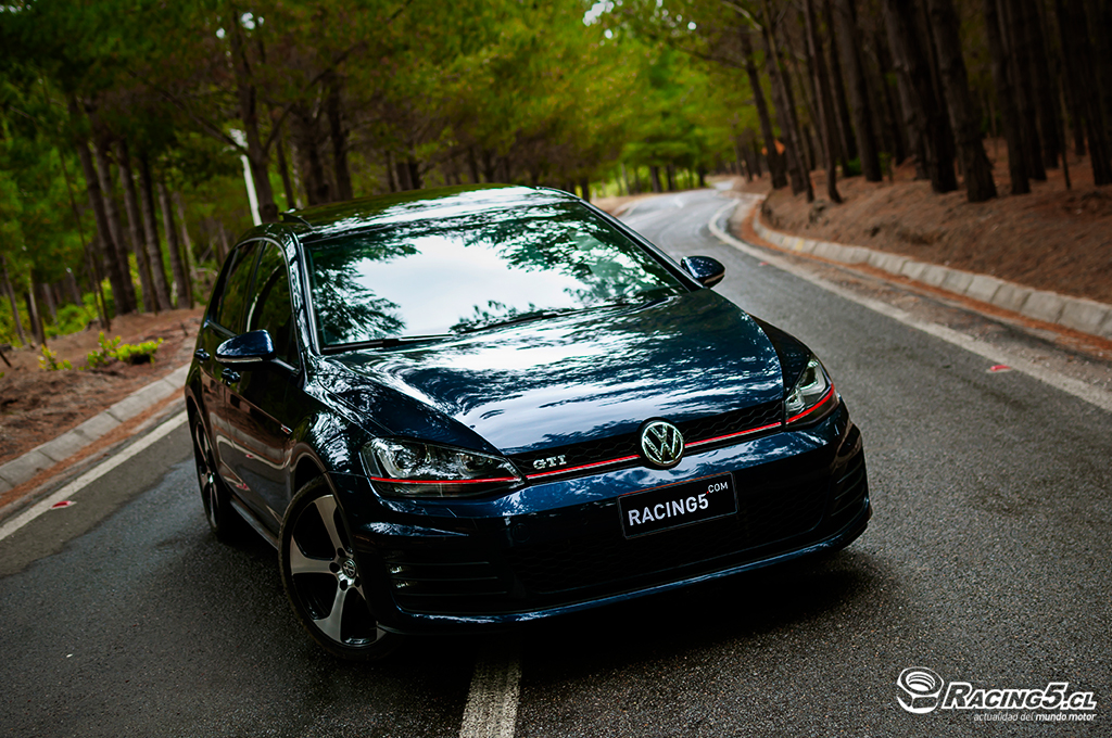 [Test Drive] Volkswagen Golf GTI Mk7, hot hatch de chaqueta y corbata