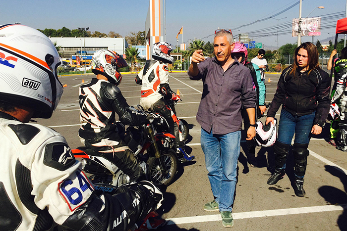 Chicho Lorenzo, padre del piloto de MotoGP Jorge Lorenzo, sigue incentivando el motociclismo en Movicenter