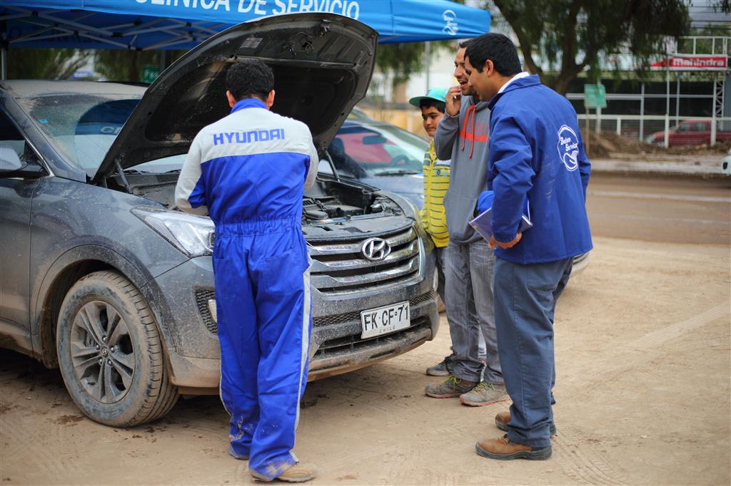 Hyundai realizó programa de apoyo al norte del país con entrega de víveres y chequeos gratuitos