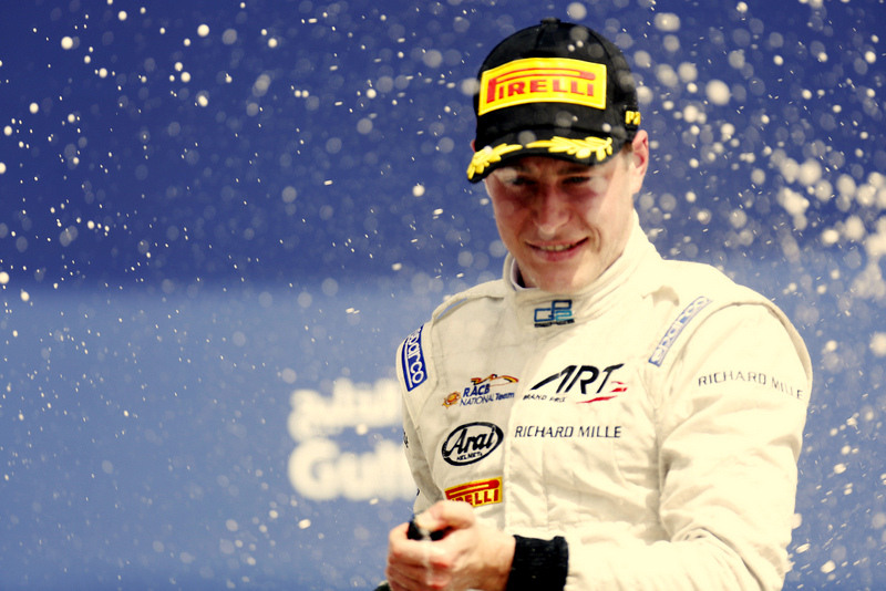 [GP2 Series] Stoffel Vandoorne triunfó en Bahréin