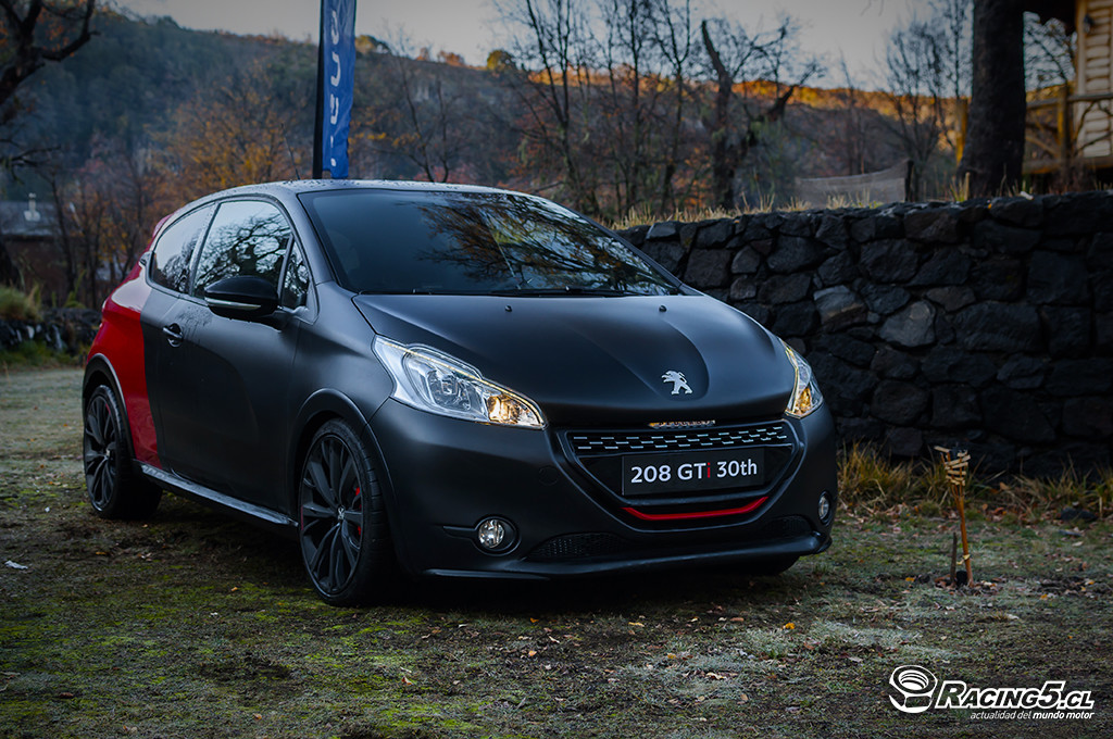 [Lanzamiento Cuádruple] Series Especiales de Peugeot, 208 GTI 30th Anniversary