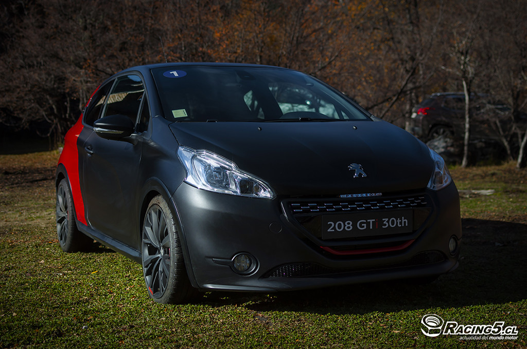 [Toma de Contacto] Peugeot 208 GTI 30th Anniversary, la diversión total