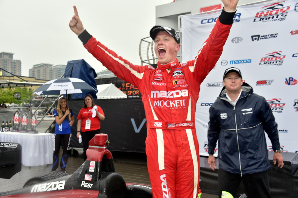 [Indy Lights] Spencer Pigot triunfó en las calles de Toronto en una lluviosa carrera