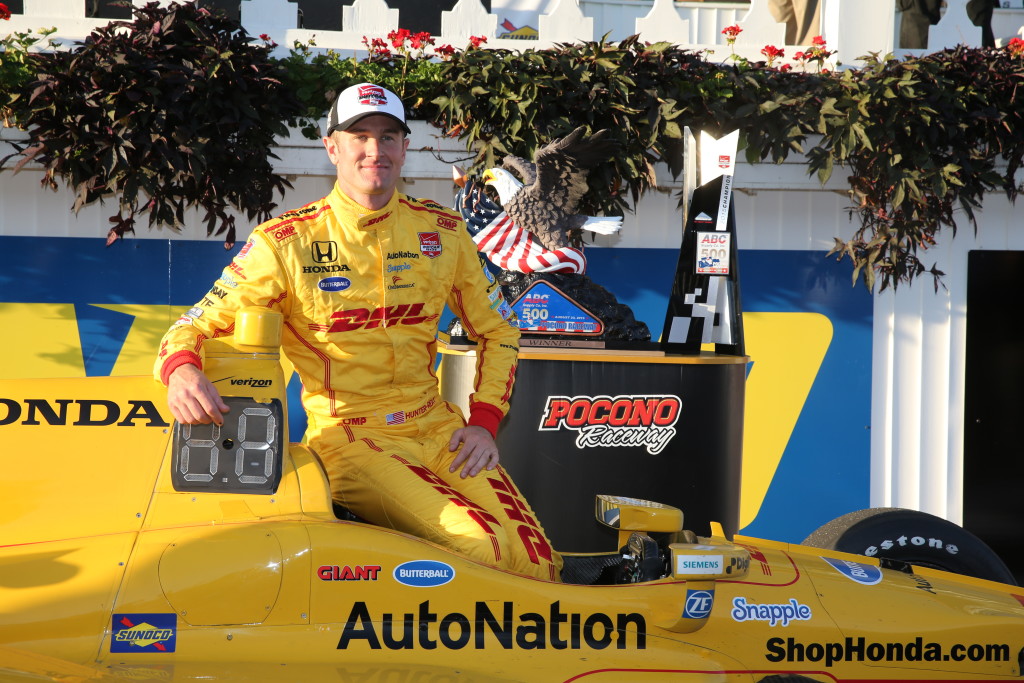 [IndyCar] Ryan Hunter-Reay se impuso en Pocono en una carrera opacada por el grave accidente de Justin Wilson