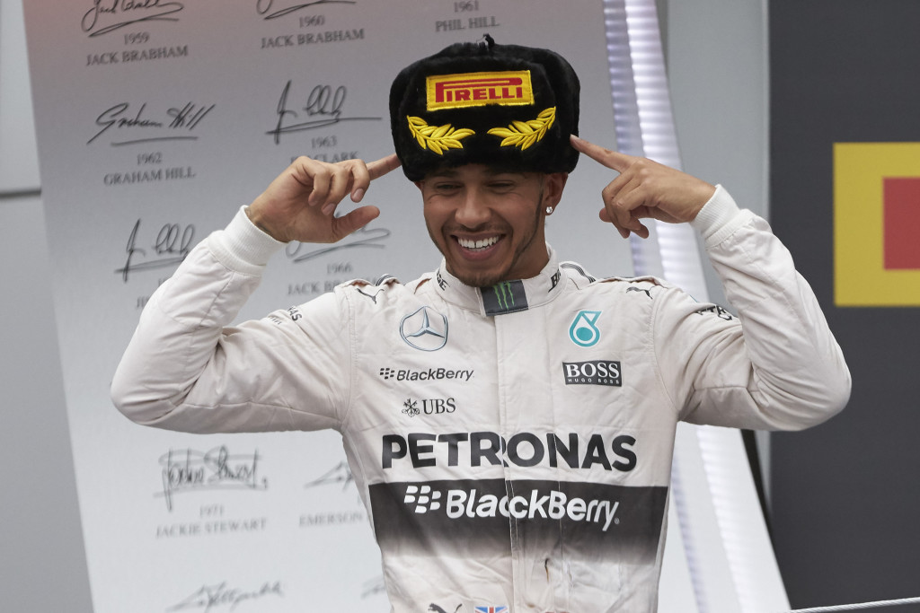 [Fórmula 1] Lewis Hamilton triunfó en Rusia, Sergio «Checo» Pérez subió al podio