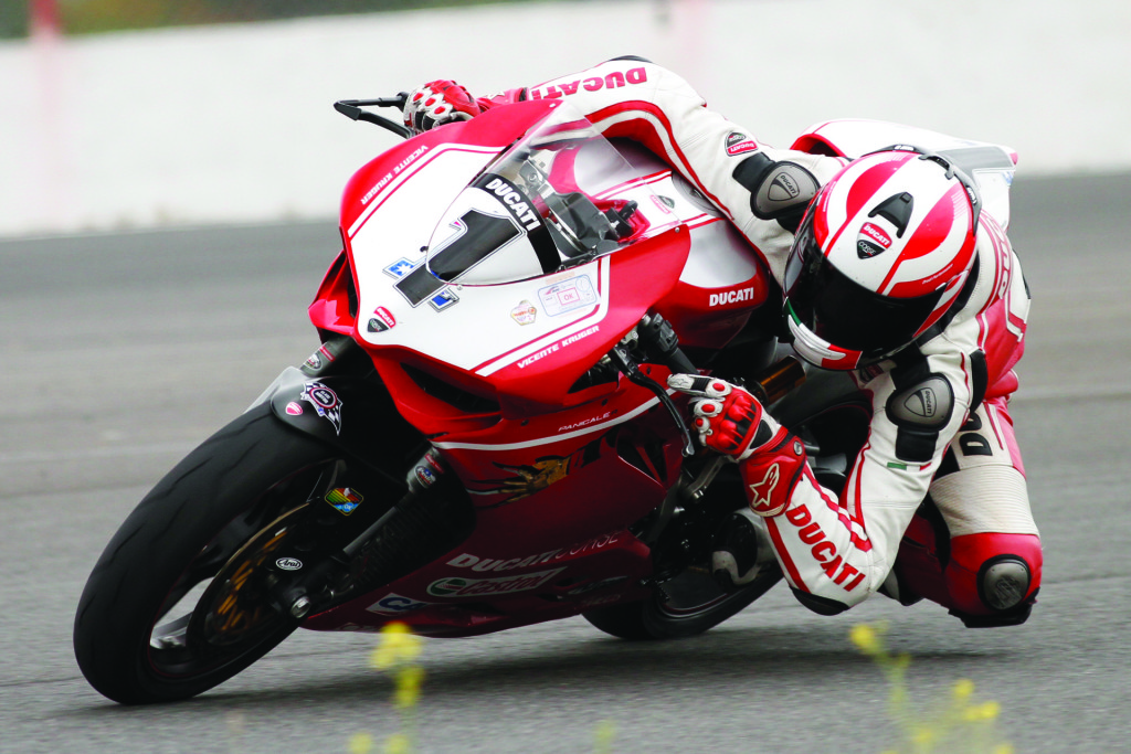[Motociclismo] Vicente Kruger brilló en el inicio de la temporada 2016 del Campeonato Chileno de Velocidad