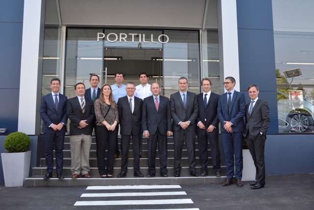 Carlos Tavares, Presidente del Grupo PSA Peugeot Citroen, hace una escala en Chile