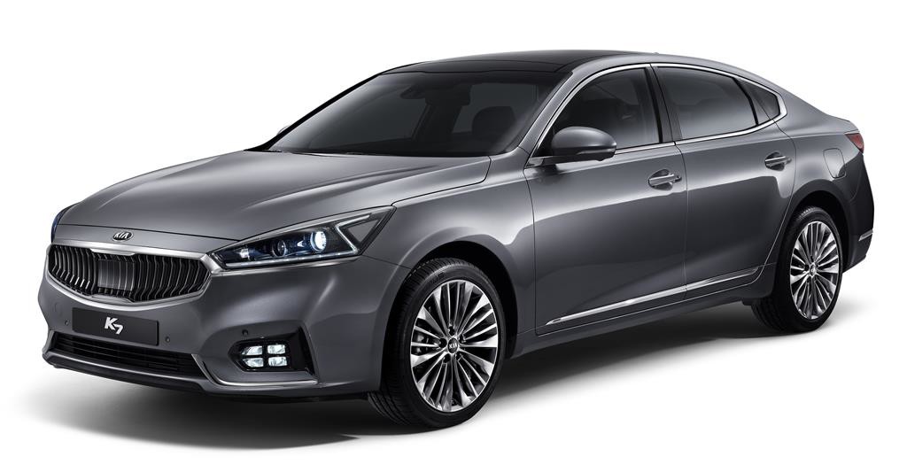 Kia Cadenza 2017 se anticipa a su debut en Corea