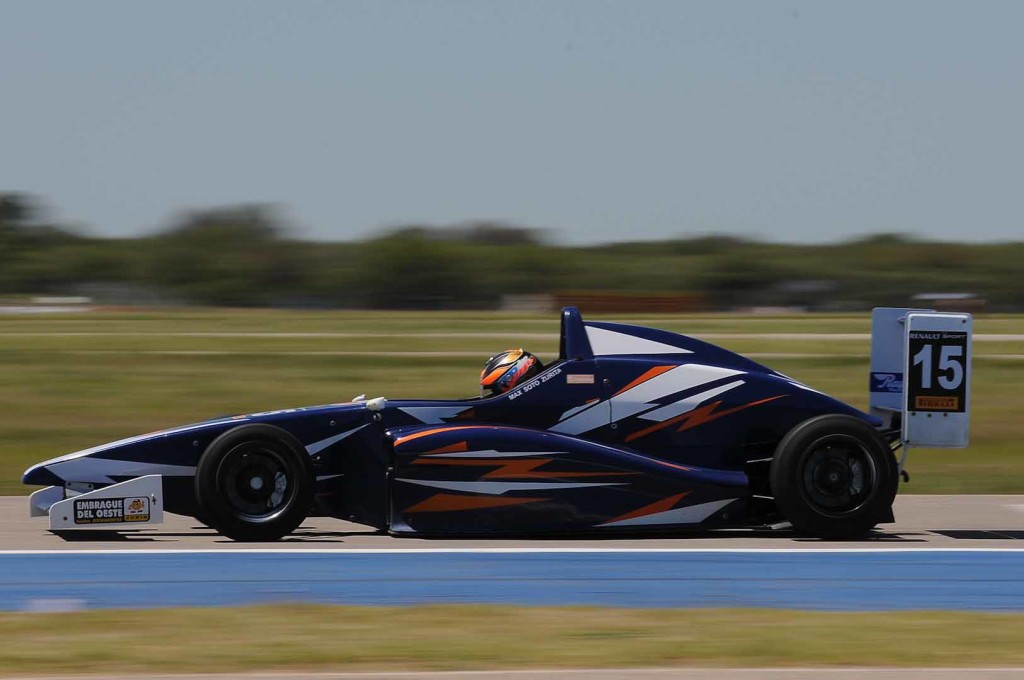 [Fórmula Renault 2.0] Maximiliano Soto cerró la temporada 2015 en San Luis