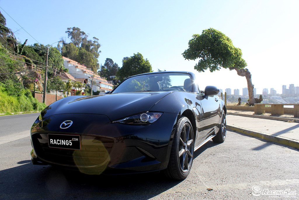 [Test Drive] Mazda MX-5: Un juguete para grandes