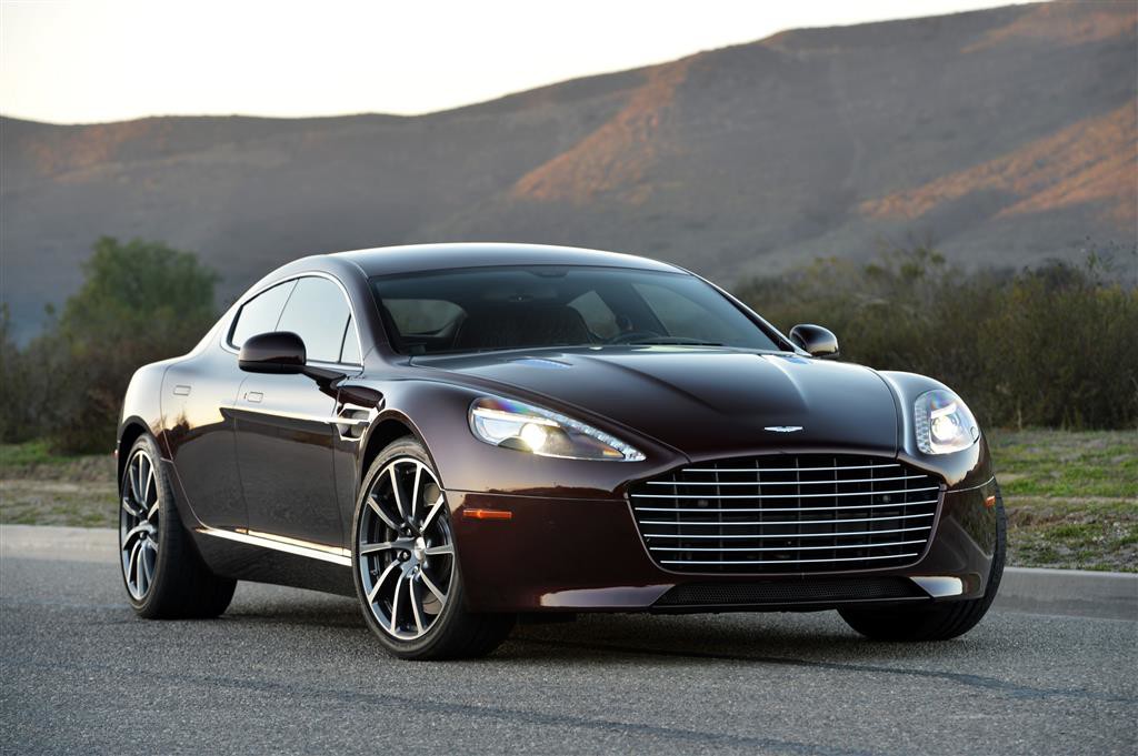 Ahora tu Aston Martin viene mejor equipado y mas accesible