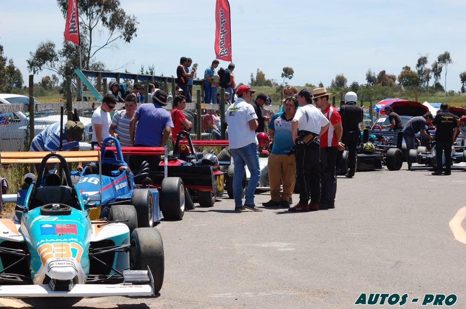 Vuelven los monoplazas en nuevo formato: Formula Castrol