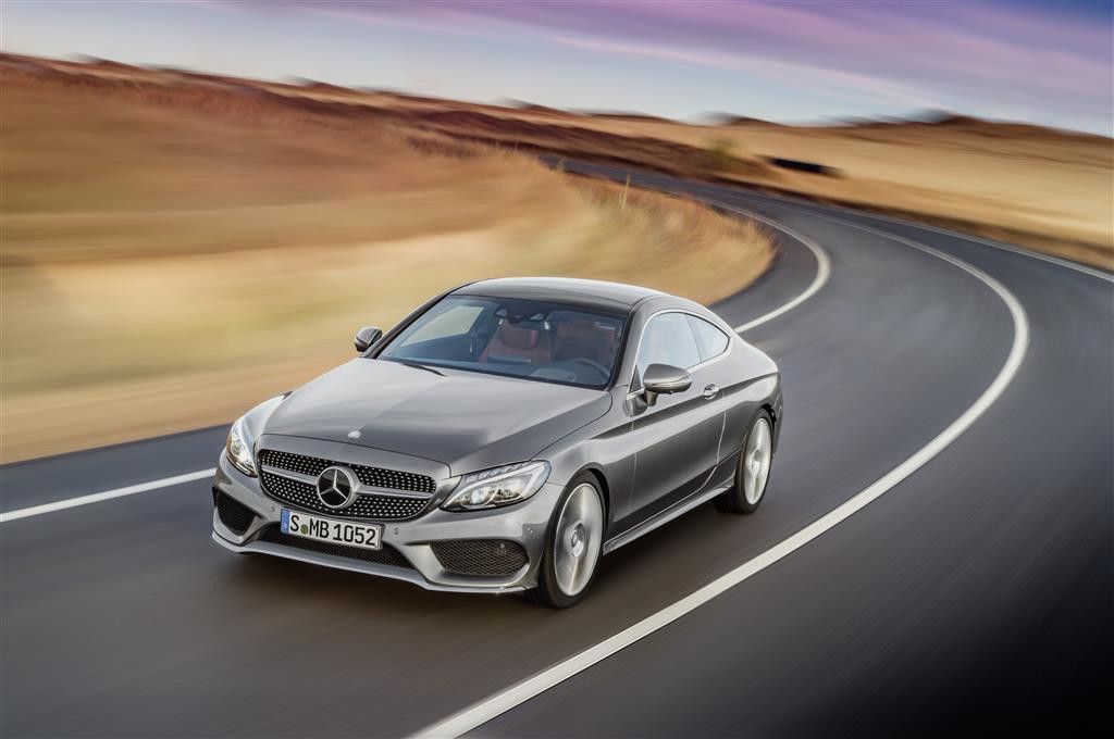 [Lanzamiento] Mercedes-Benz Clase C Coupé, atlético y sensual