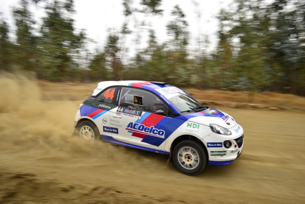 AC Delco Kovacs Sport presenta nuevos colores para competir en el RallyMobil