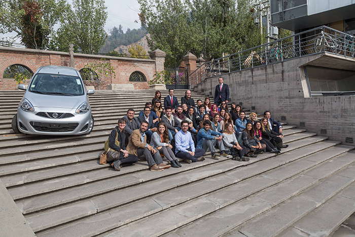Nissan Chile premia a alumnos de Diseño UC