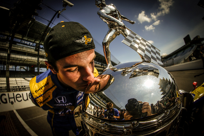 [IndyCar] Alexander Rossi vence en una histórica versión de las 500 Millas de Indianápolis