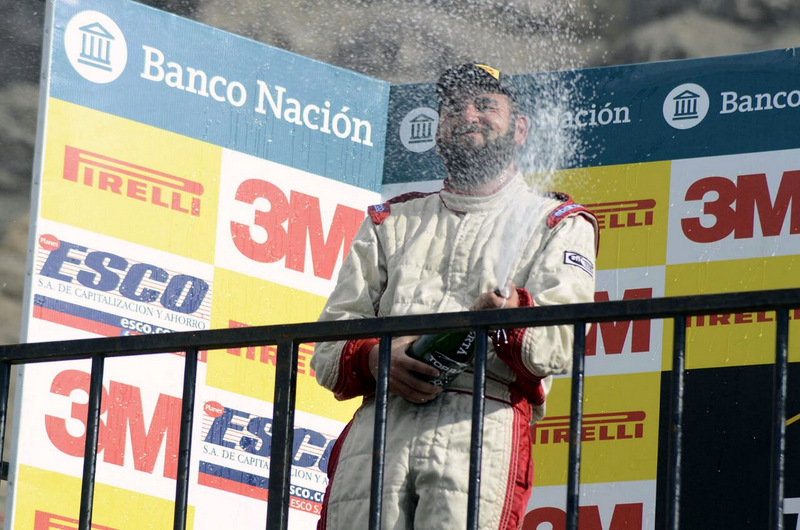 [Chilenos en el exterior] Víctor Cornejo comenta la carrera que lo hizo entrar a la historia del automovilismo chileno