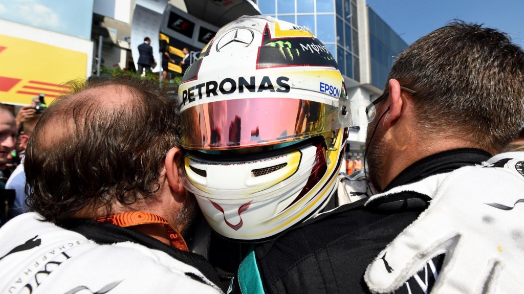 [Fórmula 1] Lewis Hamilton vence en Hungría y toma el liderato en el campeonato de pilotos