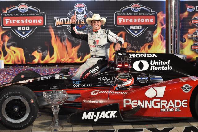 [IndyCar] – Graham Rahal vence en un emocionante final en Texas
