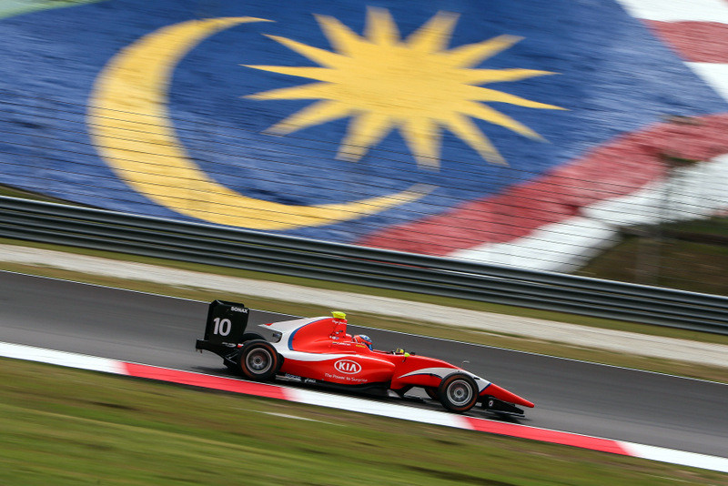 [GP3 Series] Colombiana Tatiana Calderón tuvo un complicado fin de semana en Malasia