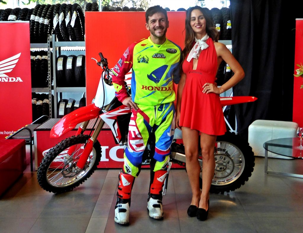 [Motos] Honda presenta la CRF 450RX, su nueva exponente enduro de competición