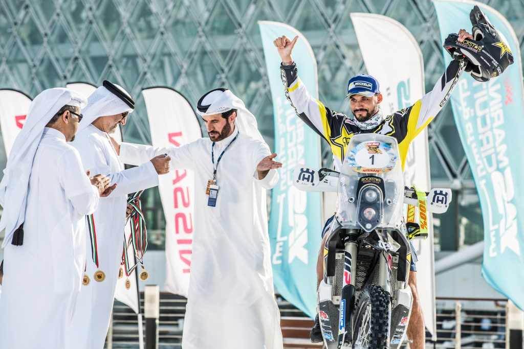 Pablo Quintanilla subió al podio en el Rally de Abu Dhabi