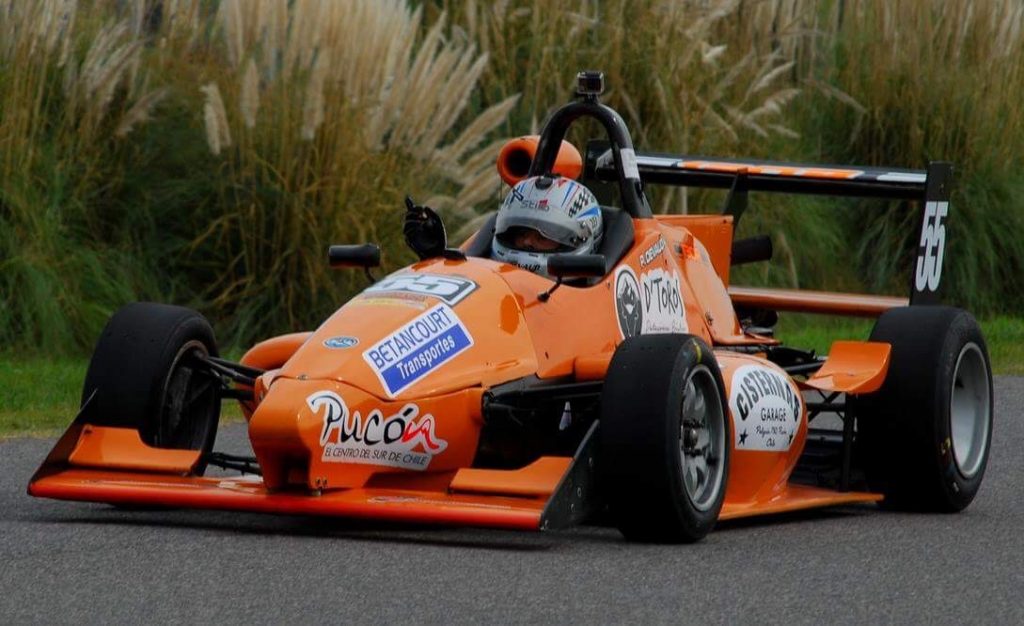 [Chilenos en el exterior/Automovilismo] Pedro Devaud fue noveno en la segunda carrera en Buenos Aires