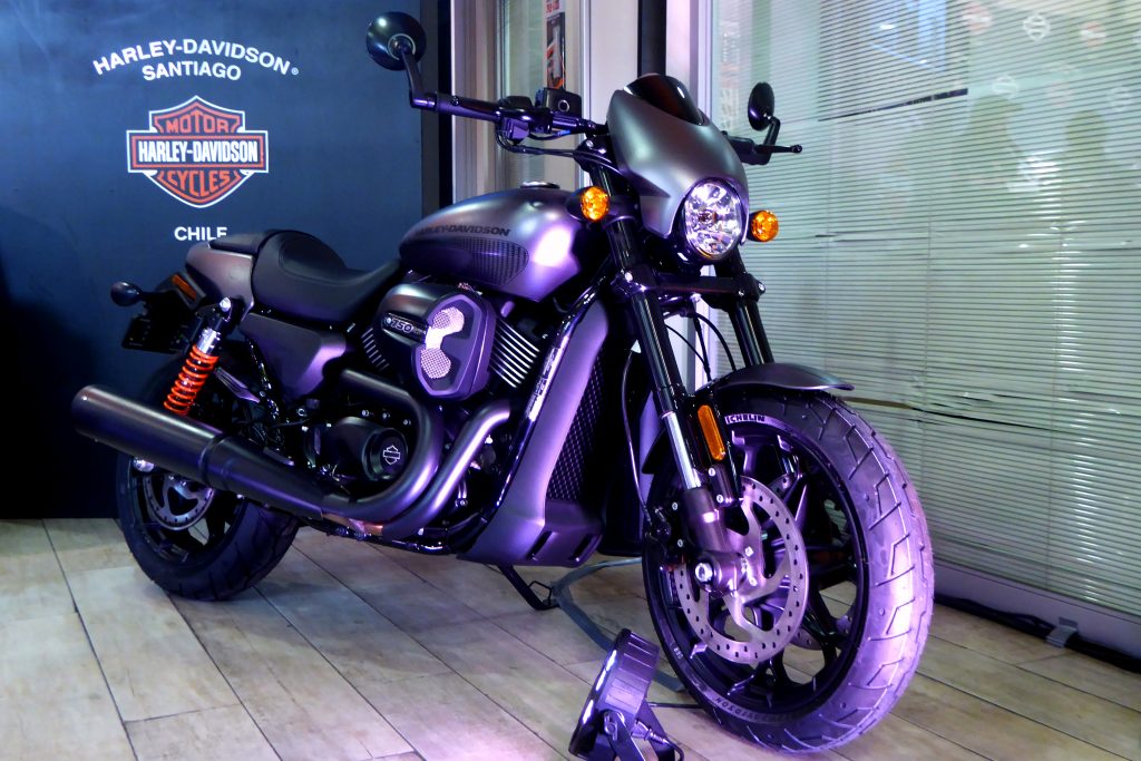 [Lanzamiento] Harley-Davidson presenta en Chile sus nuevas Street Rod y Road King Special