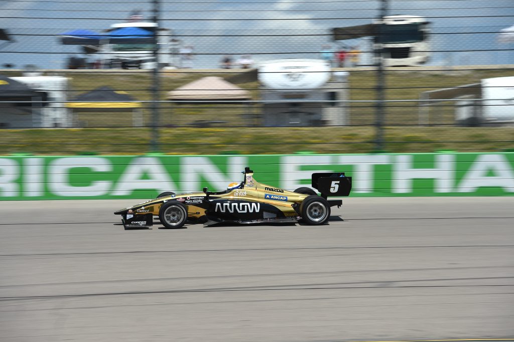 [Indy Lights] Remontada y podio del uruguayo Santiago Urrutia en Iowa