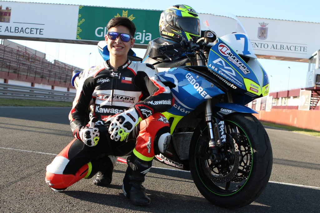 [Chilenos en el exterior] Martín Scheib debutará este fin de semana en el Campeonato Mundial de Supersport