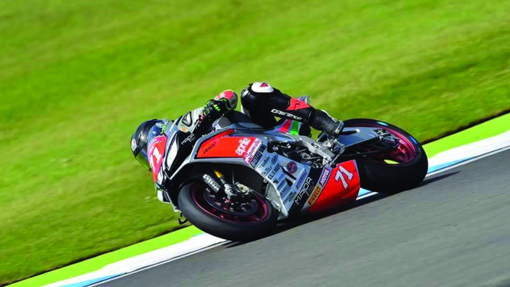 [Chilenos en el exterior] Maxi Scheib buscará cerrar la temporada del Campeonato Europeo Superstock 1000 con un podio