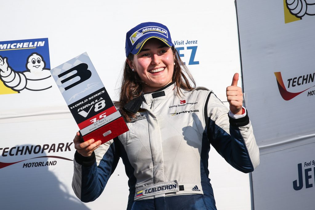 [Automovilismo/World Series V8 3.5] Colombiana Tatiana Calderón subió al podio en Bahréin
