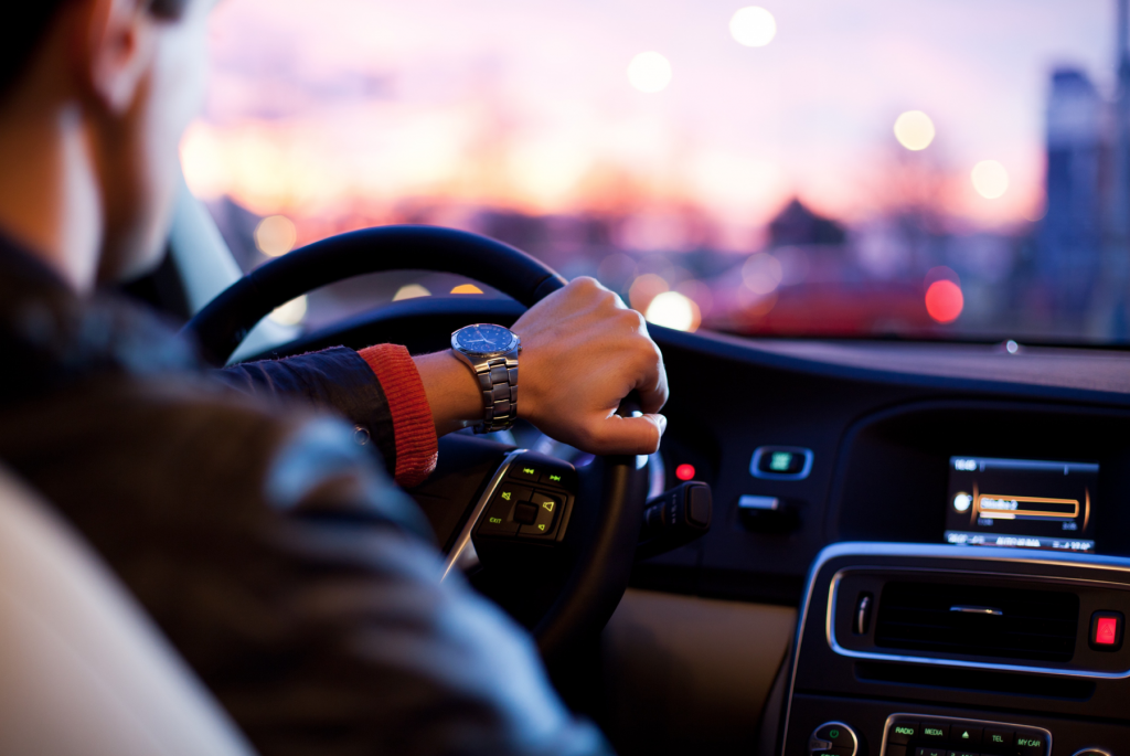 [Tips de conducción] Combatiendo los mareos en el auto