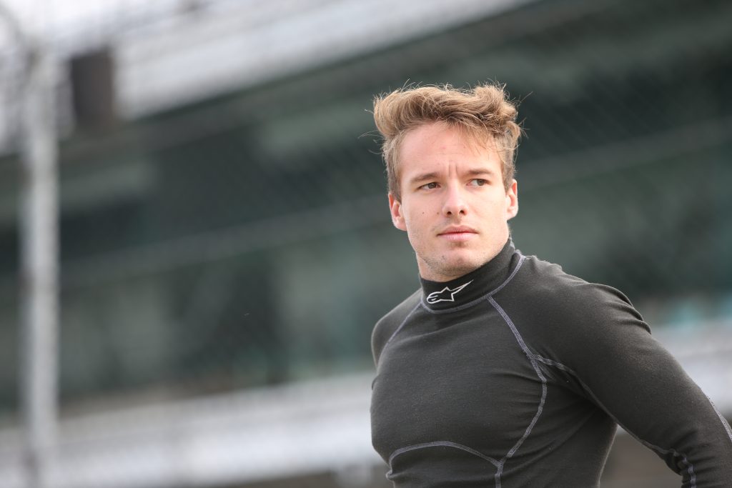 [Indy Lights] Brasileño Victor Franzoni firmó con Juncos Racing