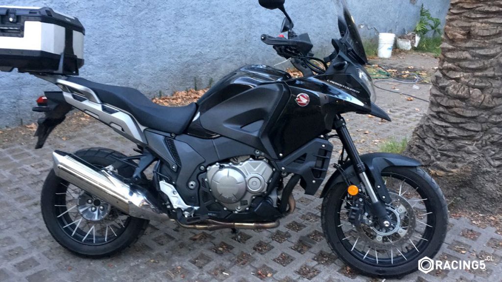 [Test Drive] Honda VFR 1200X Crosstourer, una super deportiva para salir fuera del asfalto