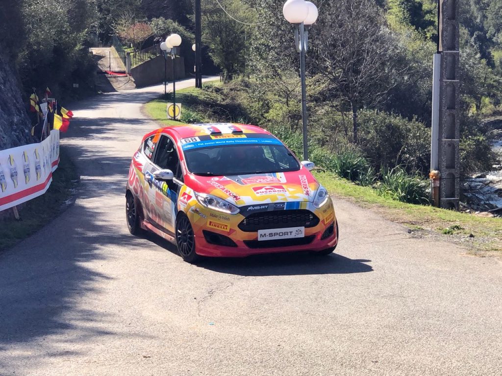 [Chilenos en el exterior/JWRC] Accidentado comienzo del binomio Fernández-Riquelme en Francia