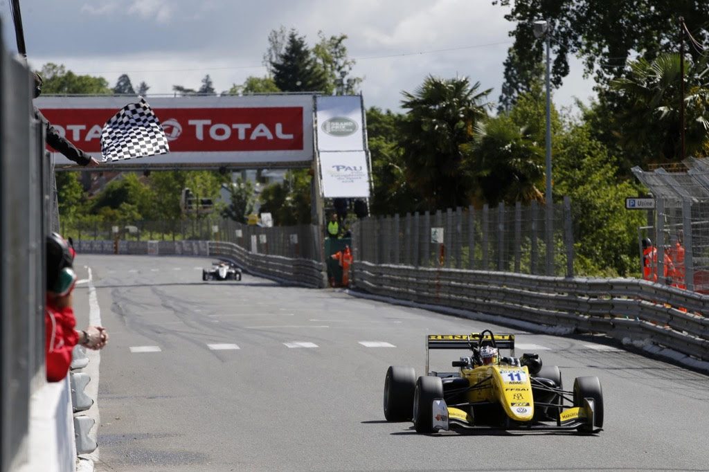 [Fórmula 3 Europea] Pole position y victoria del franco-argentino Sacha Fenestraz en Pau