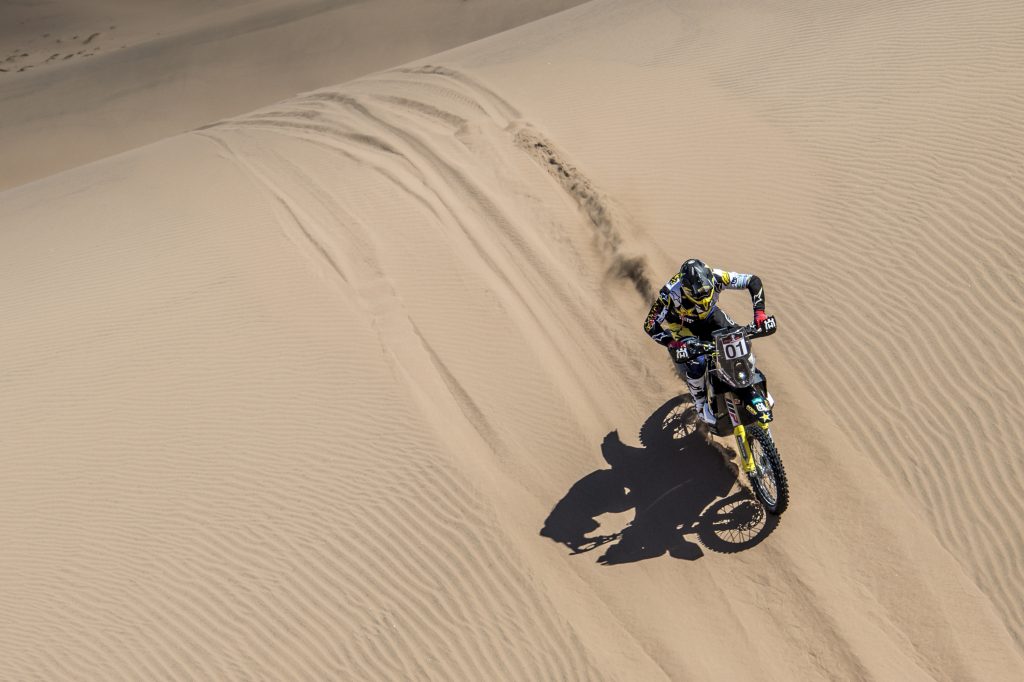 [Campeonato Mundial de Rally Cross Country] Pablo Quintanilla lidera el Atacama Rally