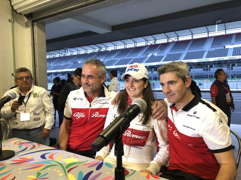 [Fórmula 1] Colombiana Tatiana Calderón completa con éxito evento promocional a bordo del Sauber C37