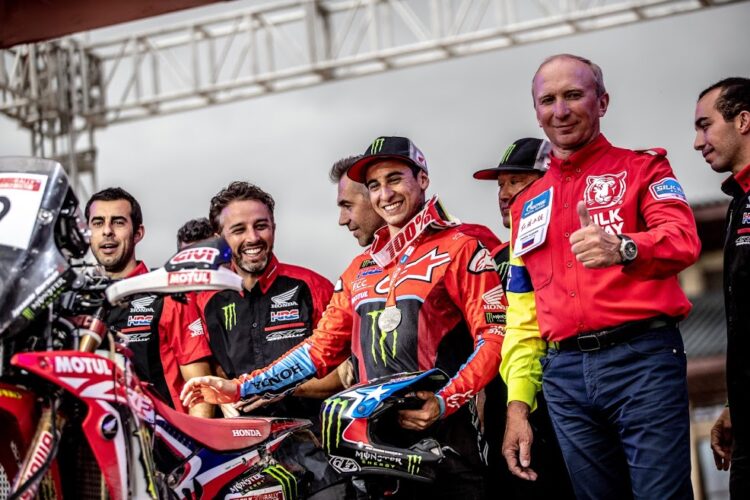 [Chilenos en el exterior] José Ignacio Cornejo finalizó undécimo en el Silk Way Rally