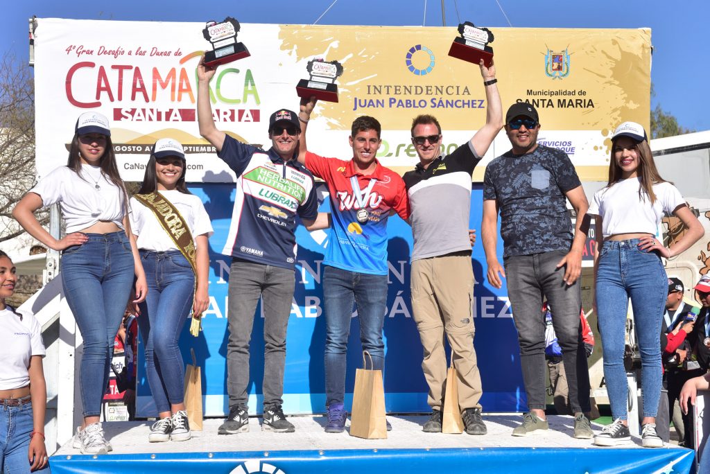 [Chilenos en el exterior] Ignacio Casale alcanza el tercer lugar ante el actual campeón Dakar en el Rally de Catamarca