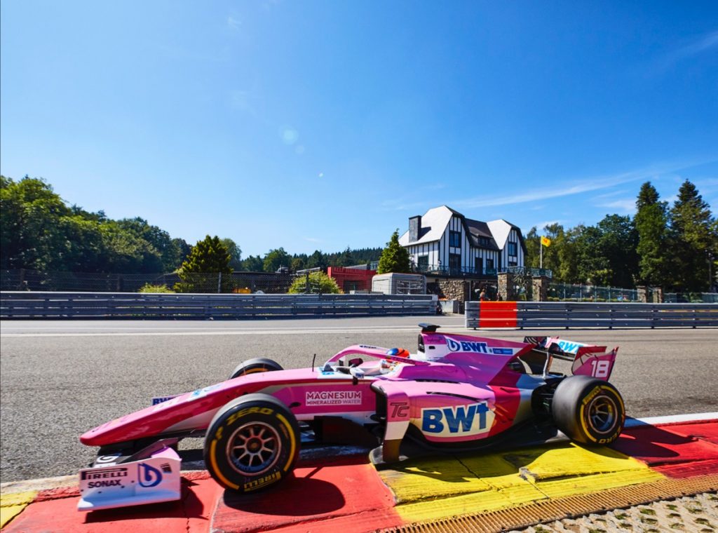 [Fórmula 2] Colombiana Tatiana Calderón correrá en Monza en honor a Anthoine Hubert