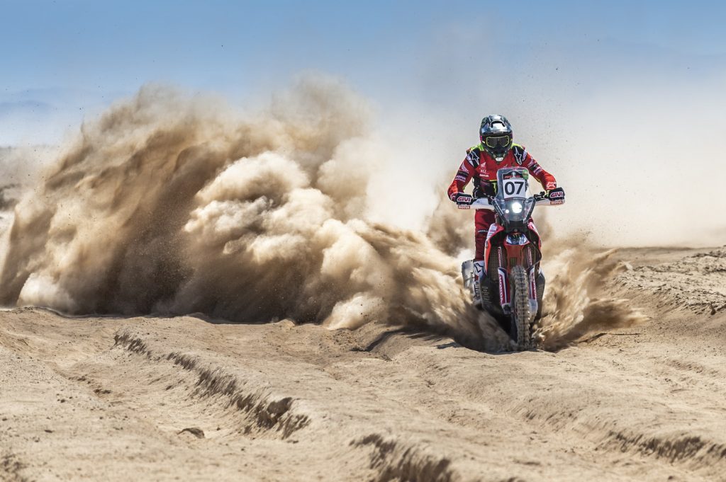 [Campeonato Mundial de Rally Cross Country] Kevin Benavides desbanca a Pablo Quintanilla del lideratodel Atacama Rally