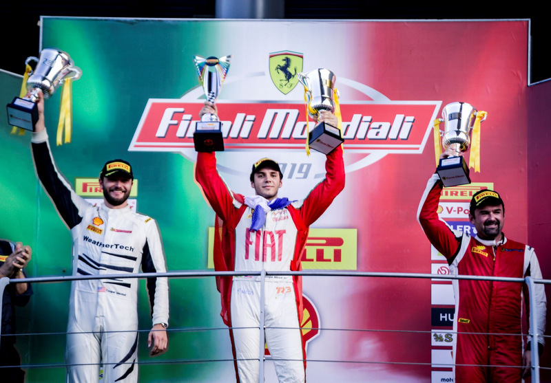 [Chilenos en el exterior] Benjamín Hites se coronó subcampeón del Campeonato Norteamericano Ferrari Challenge en Italia
