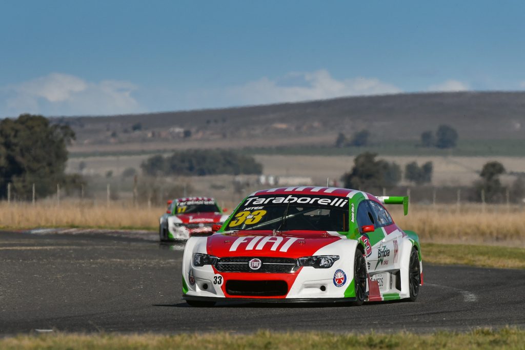 [Chilenos en el exterior] Benjamín Hites va por el podio del Top Race Series en La Plata